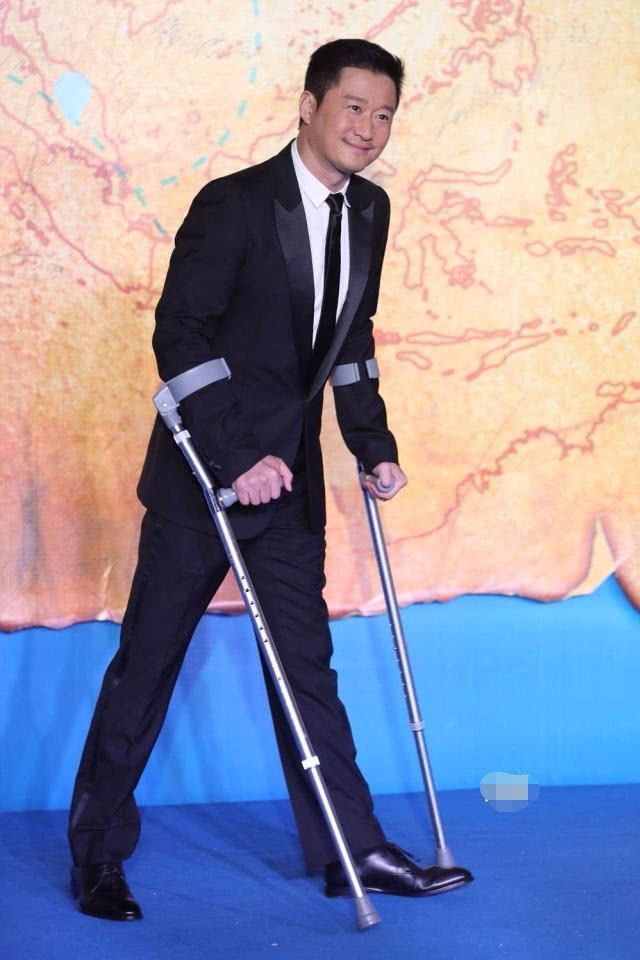 爱游戏APP官方下载TheShy重返赛场,爆冷首场状态出色,SKT观众沸腾!全场沸腾不已的简单介绍