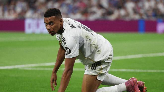 爱游戏官方正版APP姆巴佩重要时刻比赛局势复杂，快船带队取胜！引发球迷热议的简单介绍