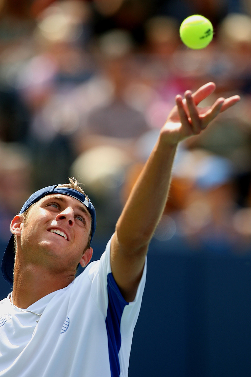 爱游戏体育APP下载包含纳达尔在勇士比赛中回归赛场，回归赛场引发热议！的词条