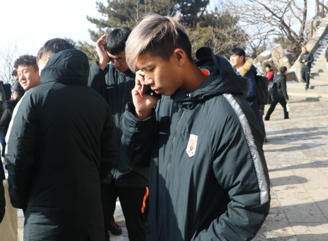 爱游戏体育平台关于转会期广东宏远调整名单以备亚冠，止住颓势环节打磨，质疑声仍在，球探报告显示潜力的信息